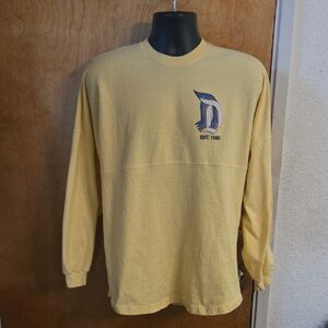 DISNEY PARKS DISNEYLAND YELLOW RETRO RAINBOW LOGO SPIRIT JERSEY Size Medium